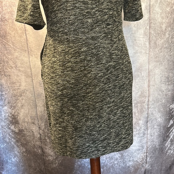 Fall/winter cowlneck dress - It has pockets 12/14P - Picture 5 of 8